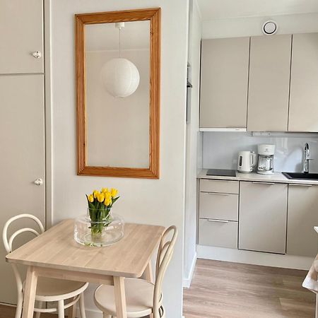 Just Renovated Stylish Nordic Studio By Tram Stop Helsinki Kültér fotó